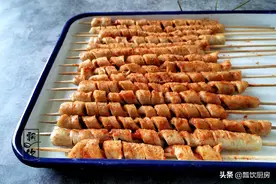 夏天烧烤季，想吃烤面筋在家做，不用面粉免洗面，一卷一烤真省事图片