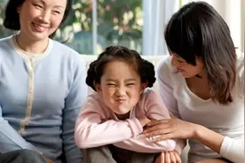 带娃的不同方式，成为婆媳矛盾的"导火索"？4个方法帮你解决图片