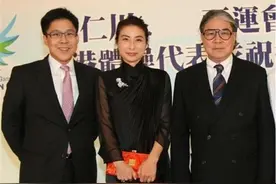 7年生3胎，郭晶晶搬入1.6亿豪宅，公公霍震霆亲自送搬家礼图片