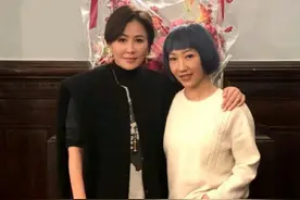 刘嘉玲家人近照颜值超高，72岁母亲气场强大，与弟弟像两代人？图片