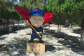 延安红色革命基地，徒步攀登宝塔山，聆听一砖一瓦下描绘的故事图片