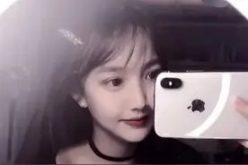 异地分居的夫妻，久别重逢最先做哪件事？三位女士说了真实感受图片