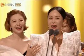 杨丞琳成团发言尴尬了4位姐姐，万茜偷笑，那英的回应比宁静高明图片