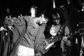 华晨宇：把自己放得越小，看到的世界越大图片