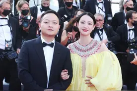 90后女星李梦美到戛纳！穿黄纱裙脱颖而出，年纪轻轻真给自己长脸图片