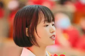 鄂州女大学生高铁救婴感动国人，谌丽被授予“见义勇为”荣誉称号图片