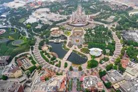 免费领！上海迪士尼乐园今启用预约等候卡系统~4大热门景点可用图片