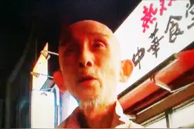 日本70岁骨灰级啃老族：宅家几十年不工作，把遗产啃成了垃圾图片