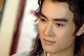 有一个“男神”老爸是什么体验？焦曼婷：每天被在被嫌丑图片