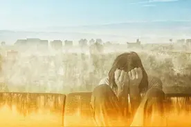 心理的伤从未忘记：挣脱牢笼，才能活得自在图片