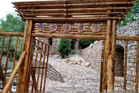 石家庄这个村子有五百多年历史，布满石头建筑，95%以上的人姓于图片