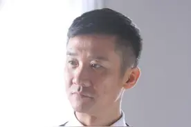 “渣男”黄志忠为了柯蓝抛弃为他付出的何音，现在何音怎么样了？图片