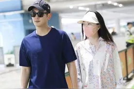 霍思燕的裤子也太紧了吧，真不知道她是怎么穿下去的，看着好勒图片