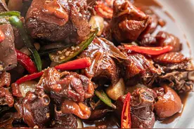 20年专业做打野老公鸡！徐州人就认这家老馆子，不大好找…图片