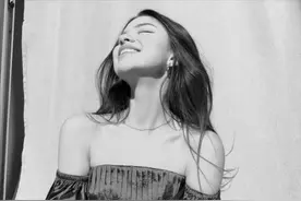 妆感细腻0毛孔，不用妆前的女生，就不要怪底妆不服帖了图片