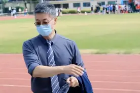 46岁医院副院长因身材走红：青春一去不返，但年轻状态可以长存图片