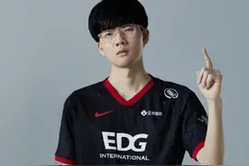 Viper回基地狂练德莱文！败给TES后，他被JKL打服！连玩7把德莱文图片