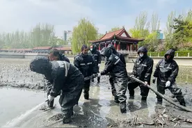 榆林世纪广场莲花池实施提升改造图片