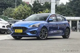 新两厢福克斯，1.5T+8AT，还能否重回当年的巅峰吗？图片