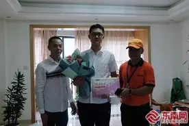 三明市首封清华大学录取通知书送达图片