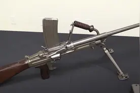 捷克式轻机枪的最后一丝气息，二战后的VZ-52/57轻机枪图片