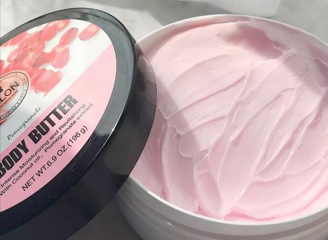 身体啫喱膏身体乳先涂哪个