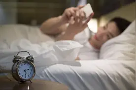 心里有你的男人，微信聊天时，多半会用这些话当开场白图片