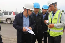 莱西市交通运输局对G204（前冯北至莱西即墨界）及连接线改建工程开展综合检查图片