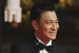 刘德华用奋进的一生，谱写了一段属于自己的精彩传说图片