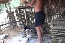 原始生活，越南小哥，草木灰中获取食盐，第二十八弹视频封面