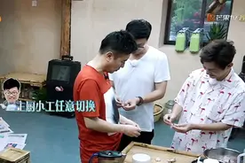 黄磊、赵薇、吴昕也太奢侈了！原来明星家厨房都长这样？陷入自卑图片