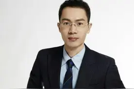 鸿星尔克老板走红！濒临破产还捐5000万，前员工透露其为人没架子图片