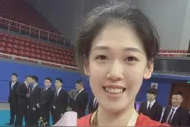 李盈莹妈妈：陪女儿叱咤排坛有泪水，女儿天津按揭买房三口团聚图片