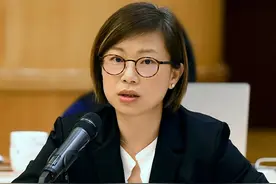 季度巨亏近10亿，顺丰财务总监卸任，去年薪酬445万图片