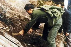 广西村民上山采药，途中发现飞机残骸，引出尘封52年的事故图片