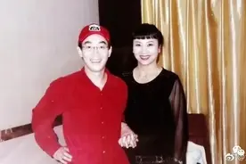 “老戏骨”和女场记的情事图片