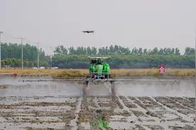 土地上的“新农人”，丰疆智能使无人驾驶技术落地农业图片