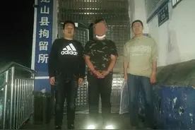追火车的“猎人”图片