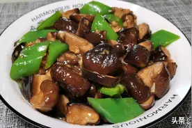 炒香菇时，不要直接就下锅，记住这一点，不放一点肉，味道比肉香图片