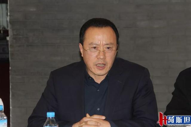 牛人论剑——降本增效VS提高单产 营养VS原料 保持现状VS继续扩建