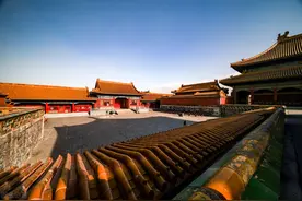 故宫，世界上现存规模最大的木质结构的古建筑之一图片