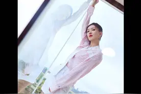 西服衬衫穿不出活泼感？那就配上别致的学院风领带，让你活力四射图片