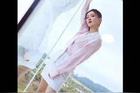 西服衬衫穿不出活泼感？那就配上别致的学院风领带，让你活力四射图片