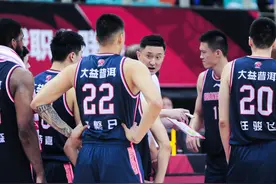 CBA三消息：闫军不会执法总决赛，徐杰成大隐患，杜锋留有后手图片