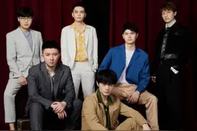 消息称Uzi加入BLG后，LPL解说伞皇也宣布复出，他是啥水平选手？图片