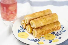 10分钟搞定，成本5块的香蕉吐司卷，这早餐有口锅就能做图片