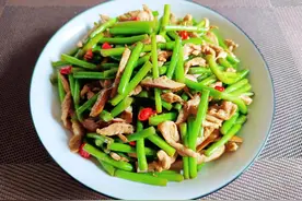 老公同事来玩，我做6道菜招待，他说：“嫂子，我还是回家吧。”图片