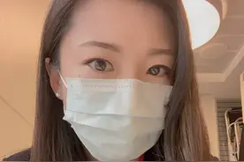 美国抗疫前线：那些在白宫发问、追问、连环问的小姐姐图片
