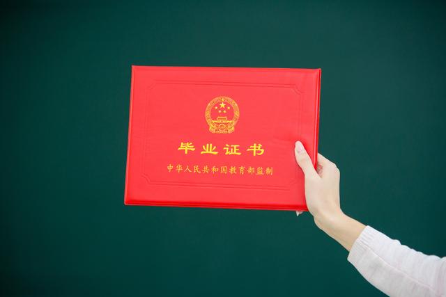 社保断缴可以申请积分入户吗？没工作也可以入户吗？……为您解答