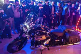 京东开卖宝马车！BMW摩托车旗舰店正式入驻京东图片